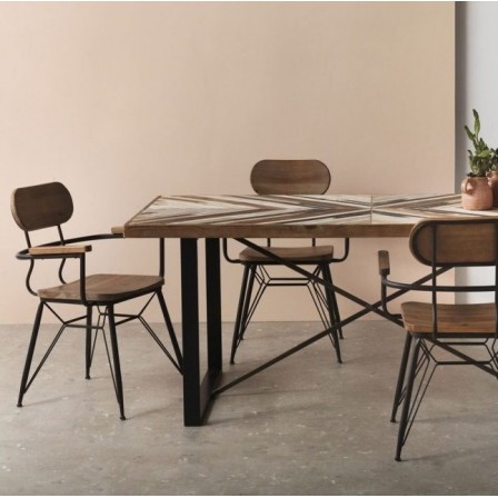 SILLÓN ESTRUCTURA METAL ASIENTO DE MADERA MODELO DANES